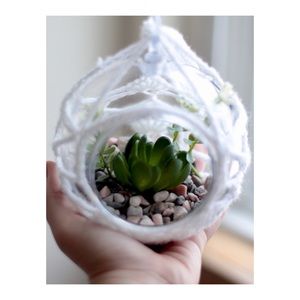 Crochet plant hanger with artificial cactus